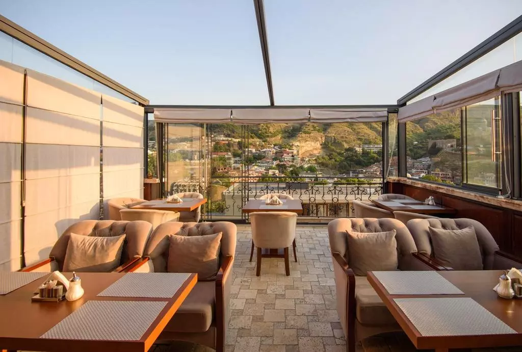 hotel kmm tbilisi_shabavizparvaz_11.jpg